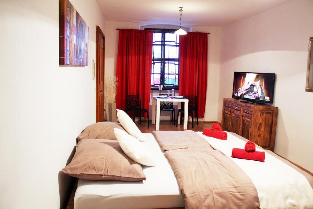 Apartman Marianska 5 أولوموك الغرفة الصورة